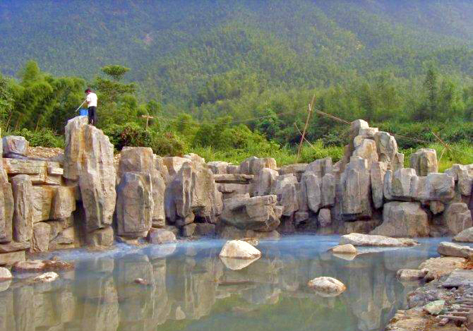 假山
